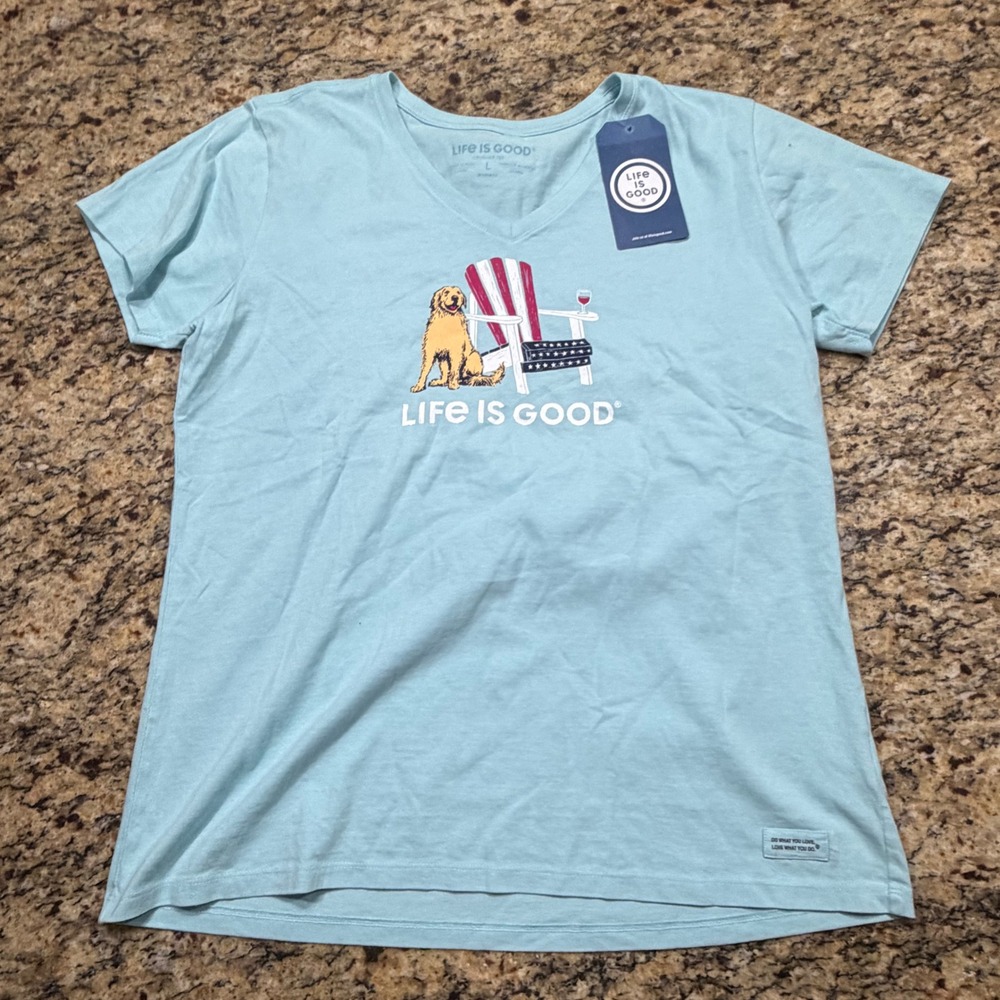 NEW Life is Good Womens Large Crusher Tee Blue V-Neck Dog Patriotic Chair ws